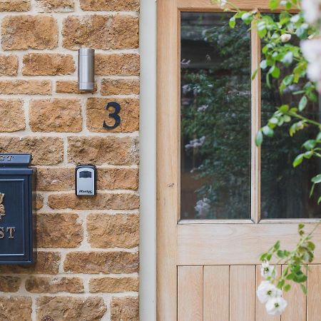 Climbing Rose Cottage - Dog Friendly - Peaceful Cotswold Cottage Adlestrop Buitenkant foto