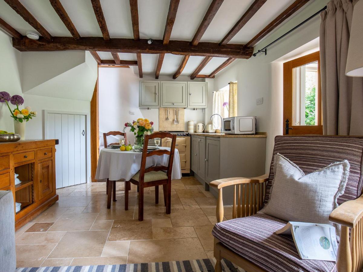 Climbing Rose Cottage - Dog Friendly - Peaceful Cotswold Cottage Adlestrop Buitenkant foto