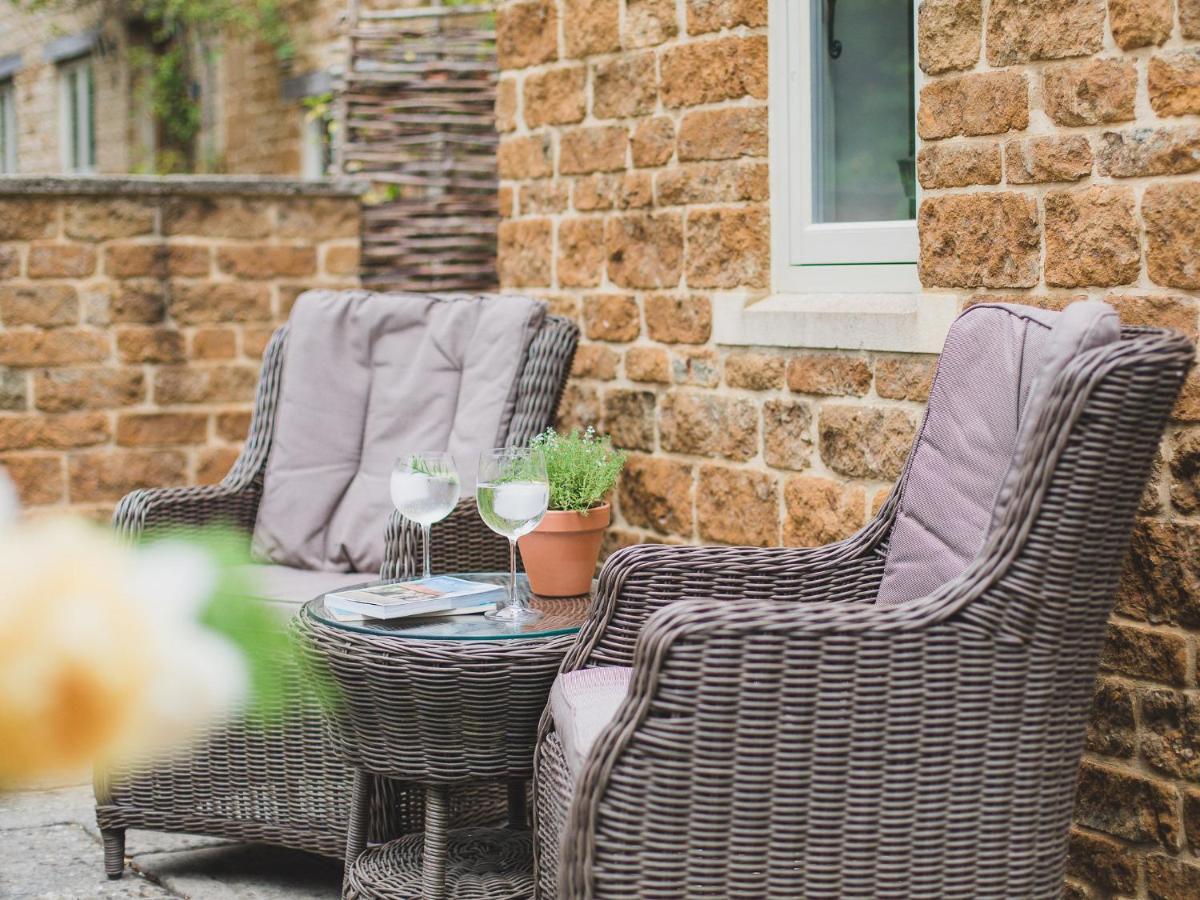 Climbing Rose Cottage - Dog Friendly - Peaceful Cotswold Cottage Adlestrop Buitenkant foto